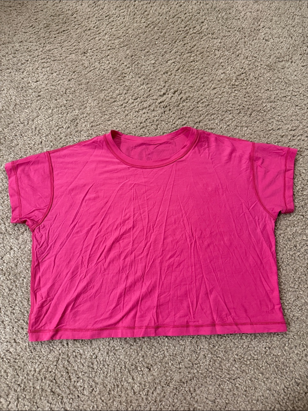 Lululemon cates tee